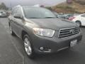 Magnetic Gray Metallic 2009 Toyota Highlander Limited 4WD
