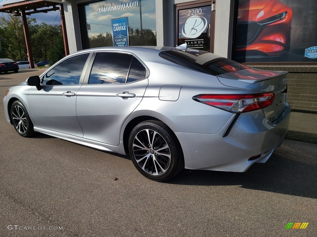 2019 Camry SE - Celestial Silver Metallic / Black photo #26