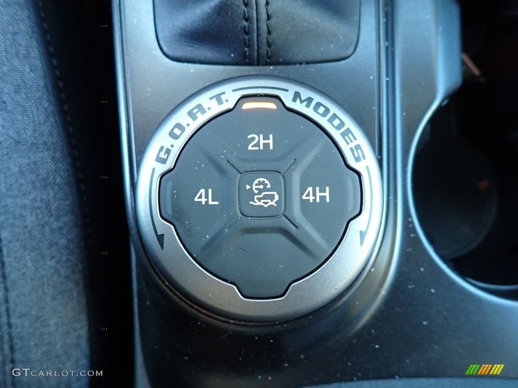 2021 Ford Bronco Big Bend 4x4 4-Door Controls Photos