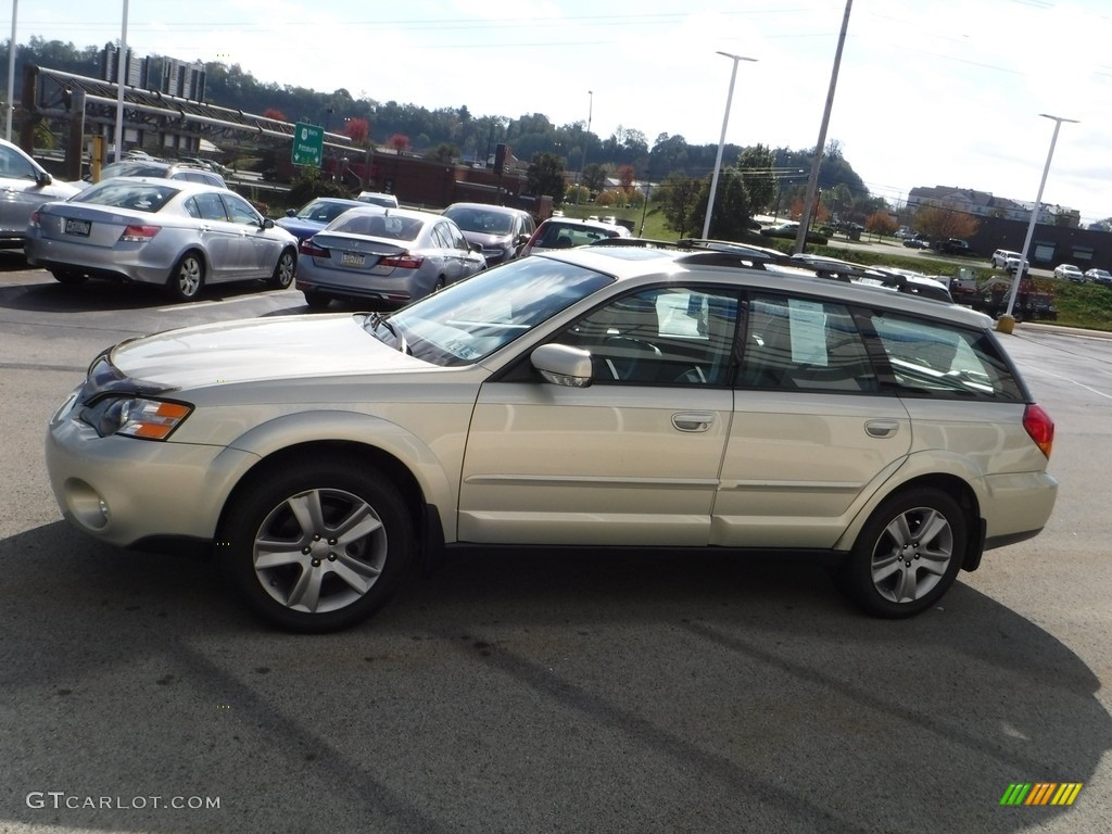 2005 Outback 3.0 R L.L. Bean Edition Wagon - Champagne Gold Opal / Taupe photo #8