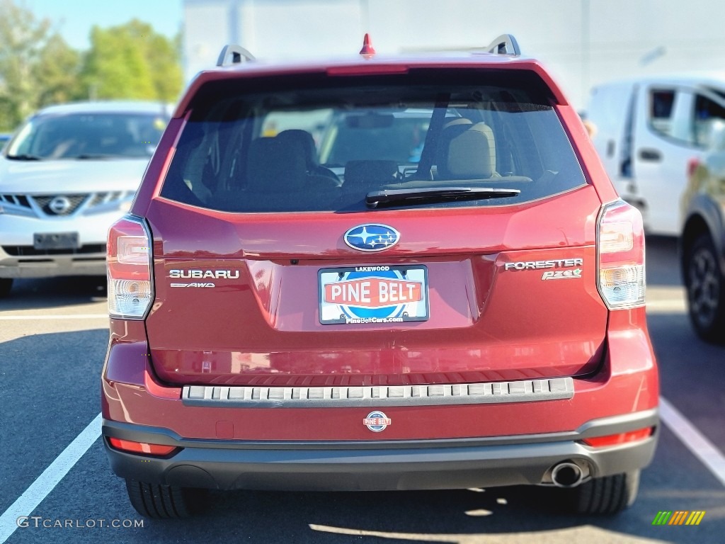 2017 Forester 2.5i Limited - Venetian Red Pearl / Gray photo #3