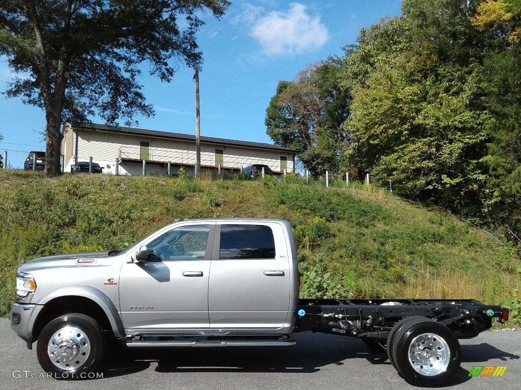 Billet Silver Metallic 2022 Ram 4500 SLT Crew Cab 4x4 Chassis Exterior Photo #143106659