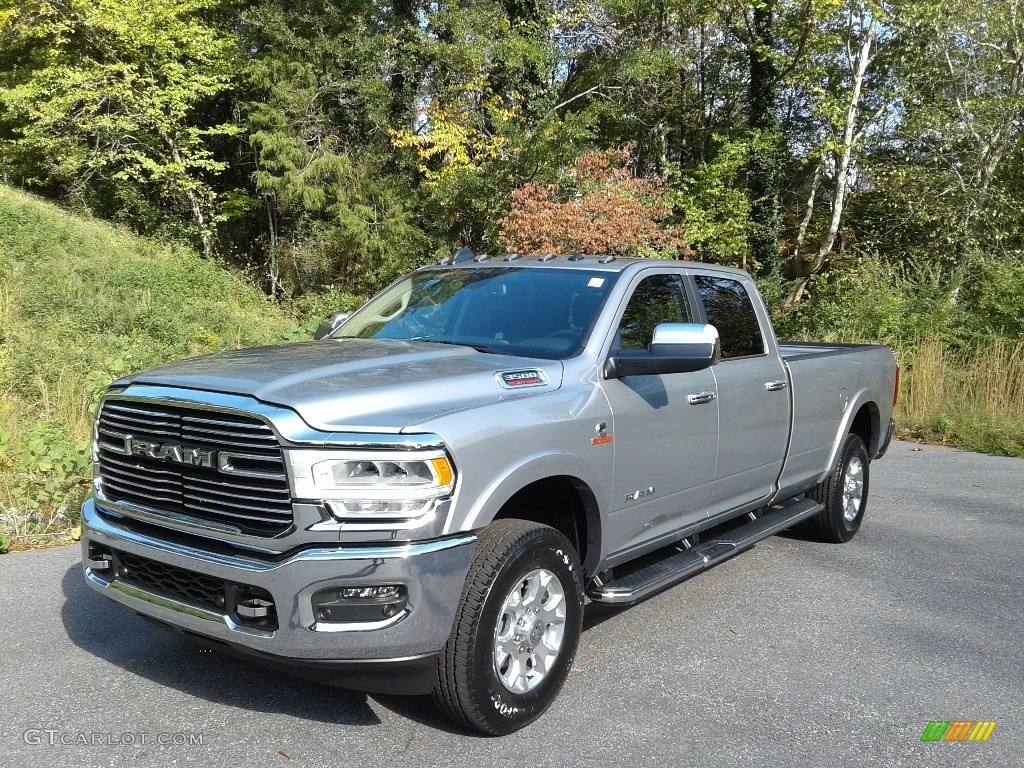 2022 3500 Laramie Crew Cab 4x4 - Billet Silver Metallic / Black photo #2