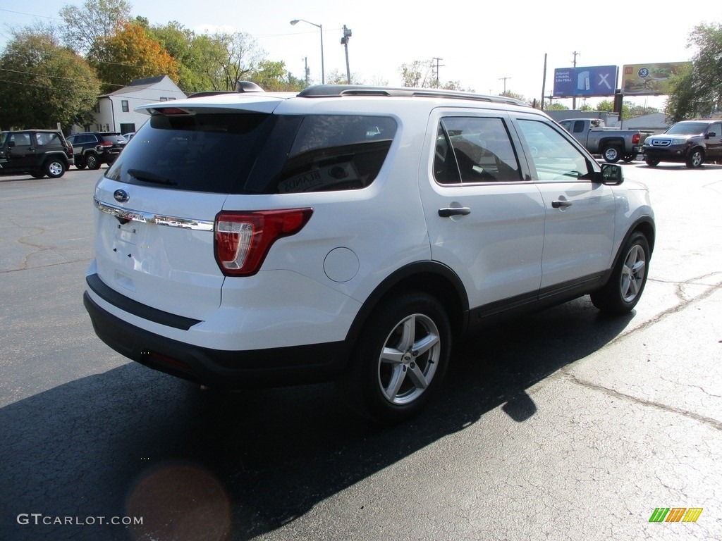 2018 Explorer FWD - Oxford White / Medium Stone photo #4