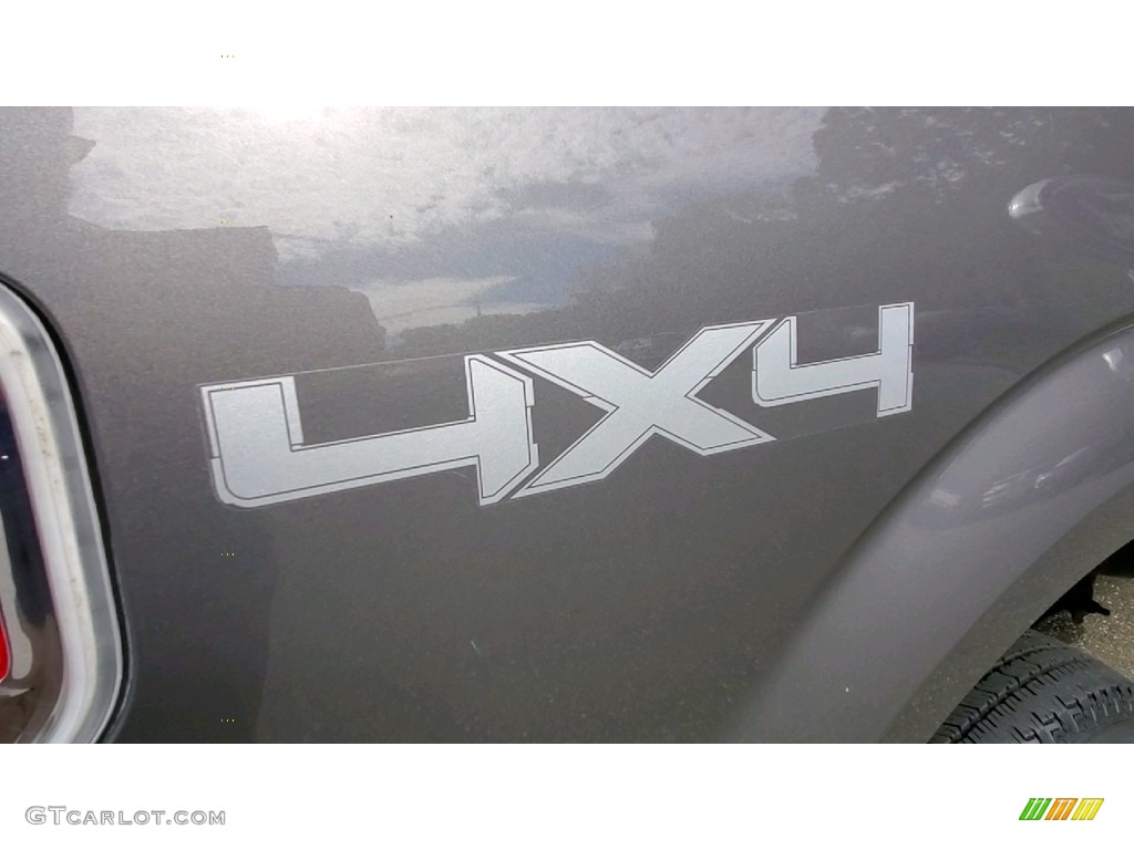 2013 Ford F150 XL Regular Cab 4x4 Marks and Logos Photos