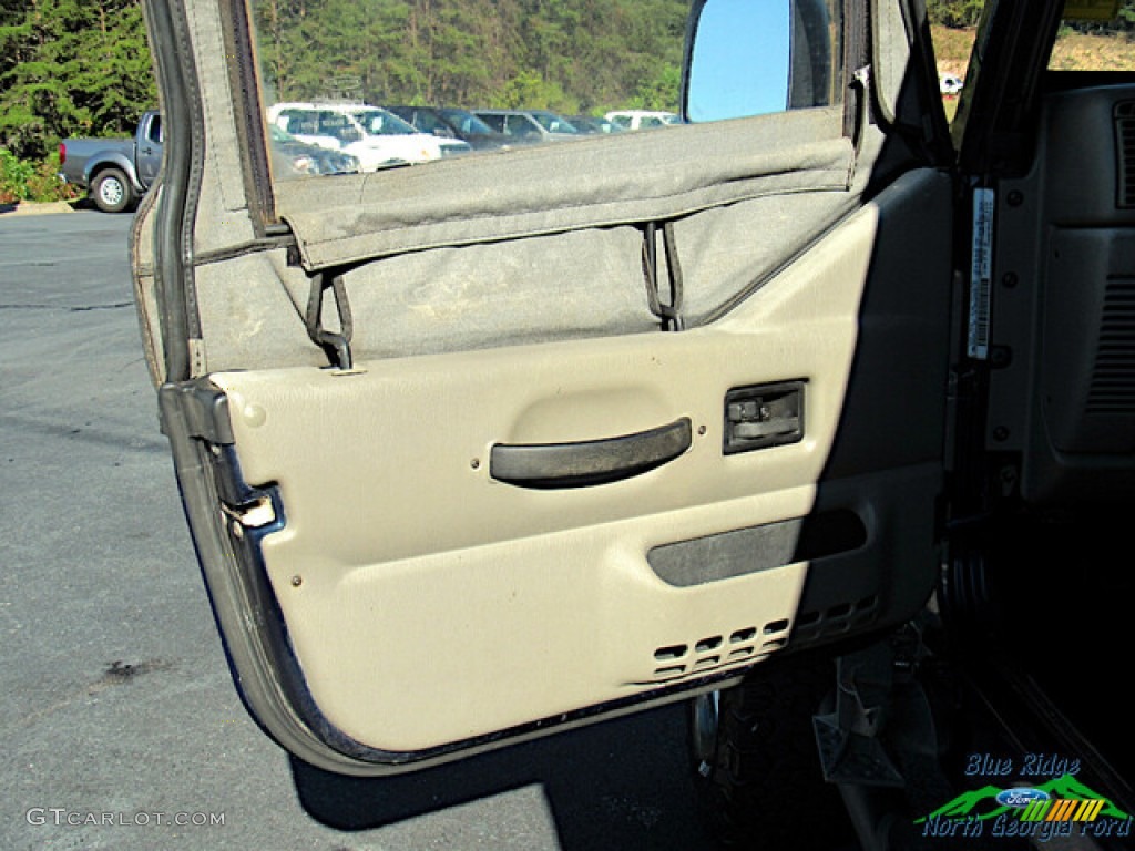 2004 Wrangler SE 4x4 - Patriot Blue Pearl / Dark Slate Gray photo #10