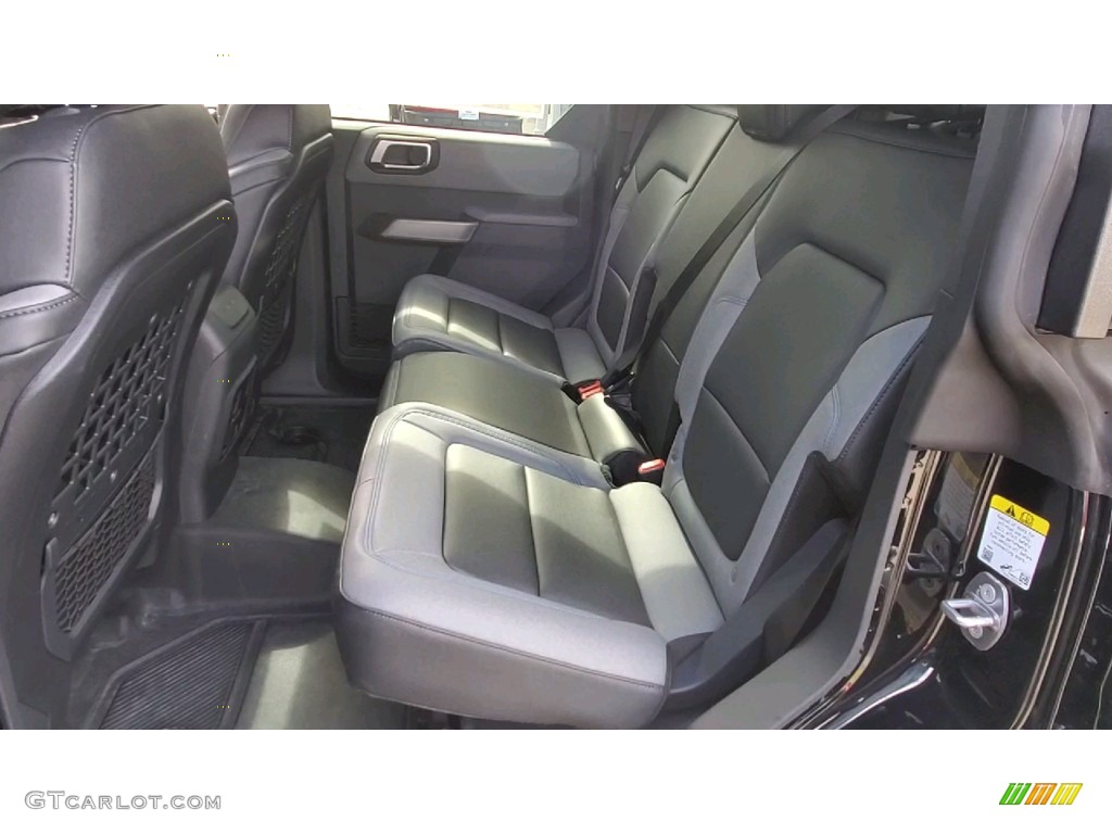 2021 Ford Bronco Black Diamond 4x4 4-Door Rear Seat Photo #143111045