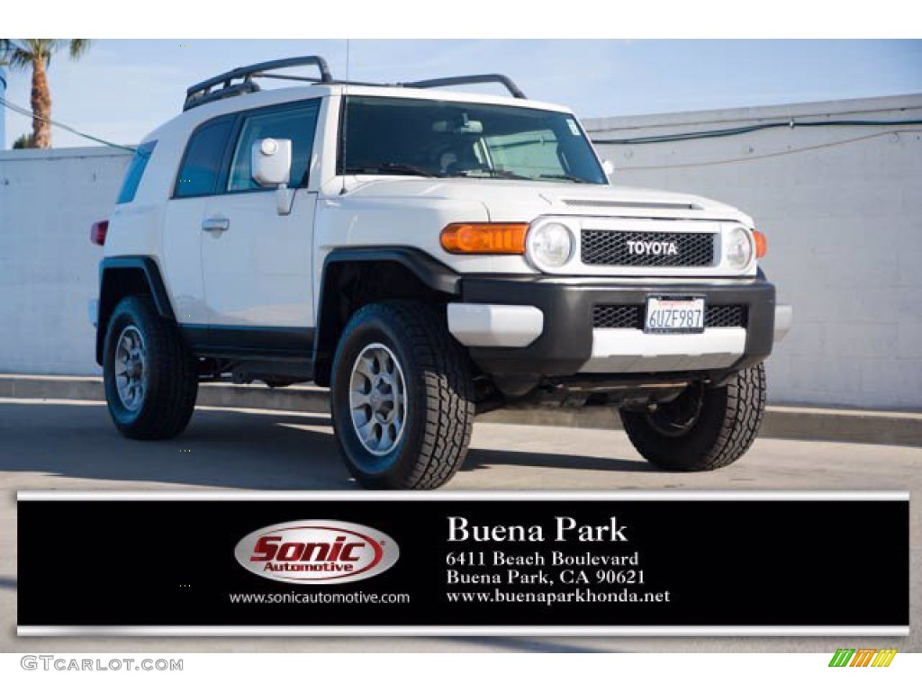 2012 FJ Cruiser 4WD - Iceberg White / Dark Charcoal photo #1