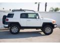 Iceberg White - FJ Cruiser 4WD Photo No. 13