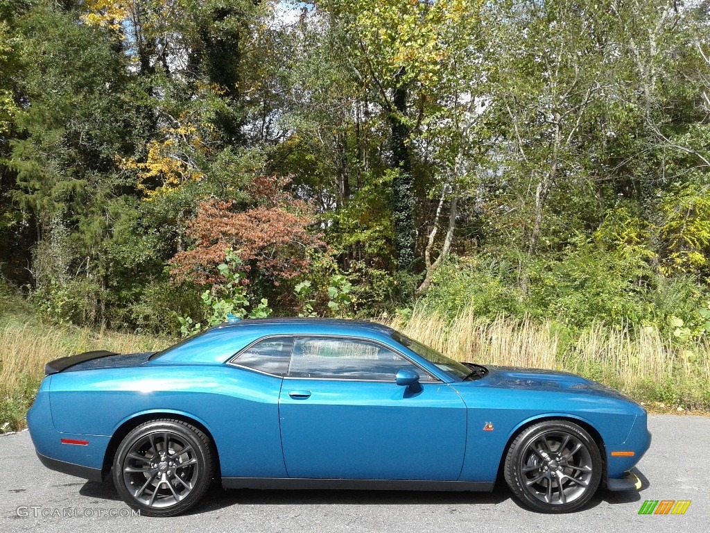 Frostbite 2021 Dodge Challenger R/T Scat Pack Exterior Photo #143112187