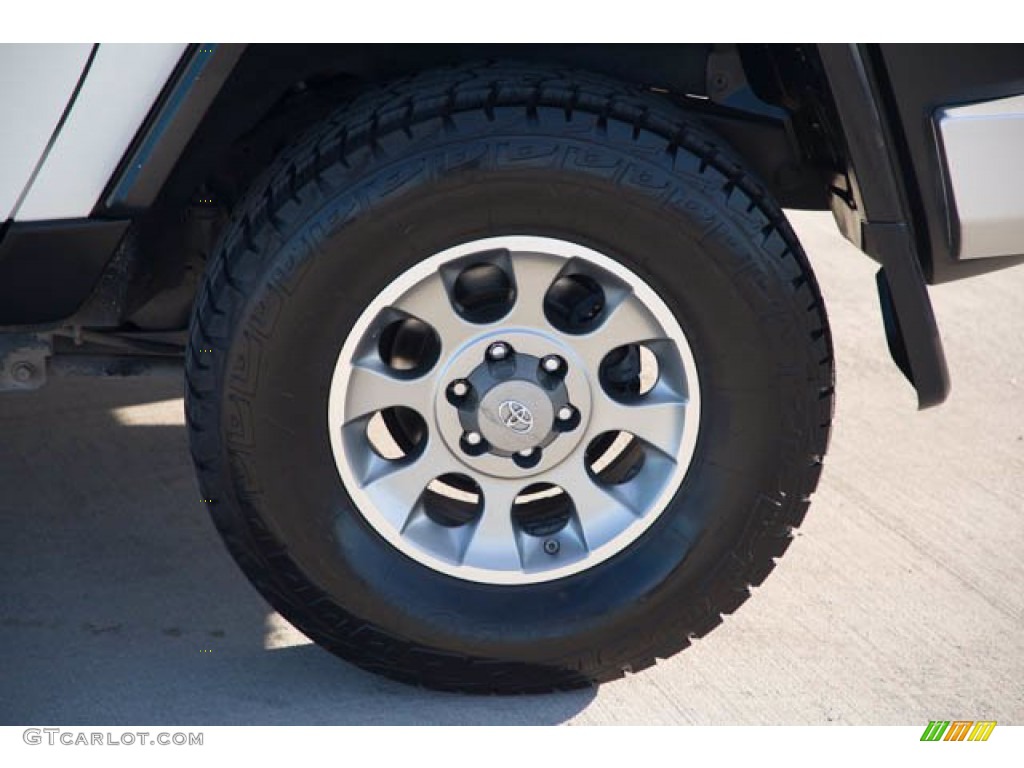 2012 FJ Cruiser 4WD - Iceberg White / Dark Charcoal photo #35