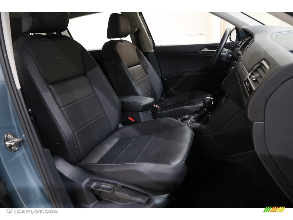 2019 Tiguan SE 4MOTION - Stone Blue Metallic / Titan Black photo #14