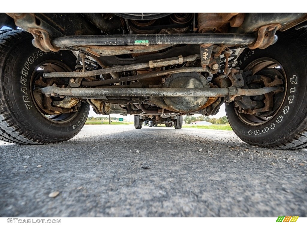 2015 Ram 2500 Tradesman Crew Cab 4x4 Undercarriage Photo #143113183