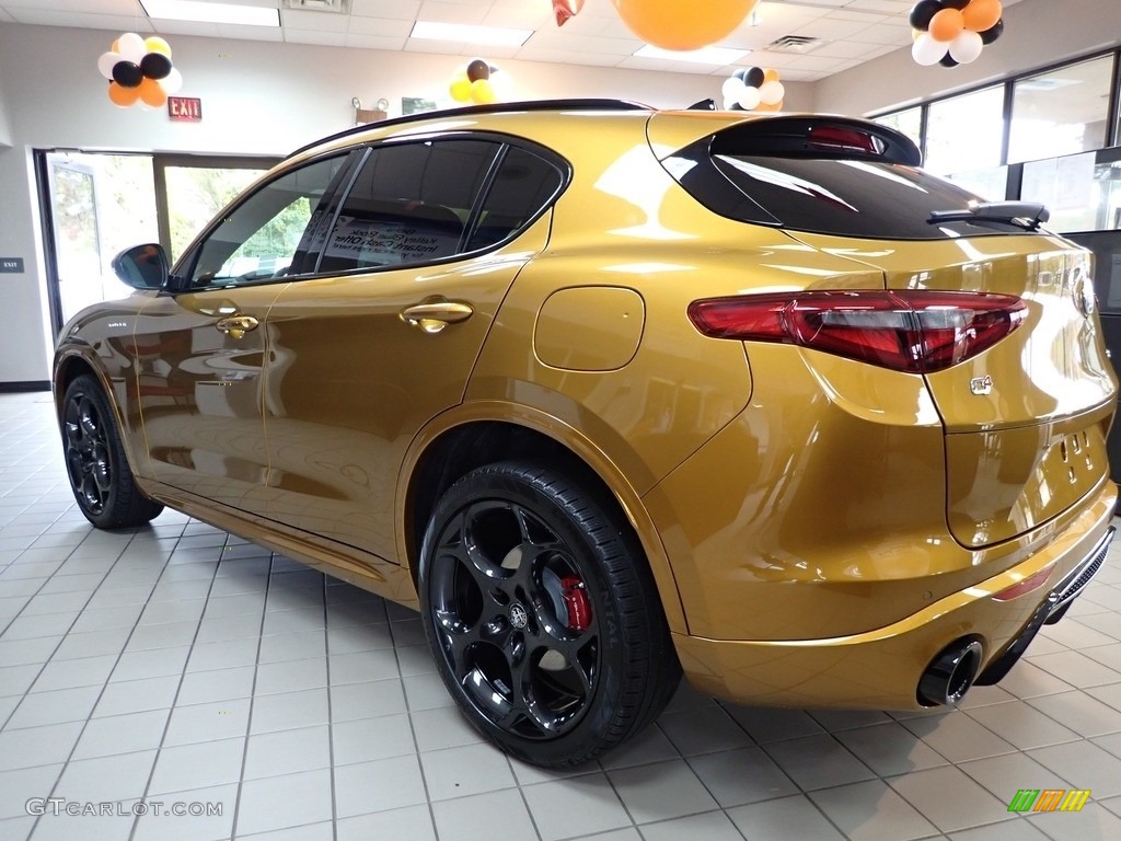 Ocra GT Tri-Coat 2022 Alfa Romeo Stelvio Ti AWD Exterior Photo #143113306