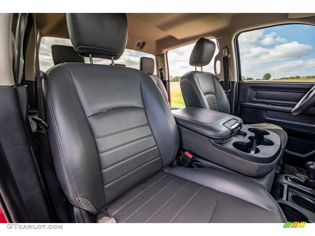 2015 Ram 2500 Tradesman Crew Cab 4x4 Front Seat Photo #143113594