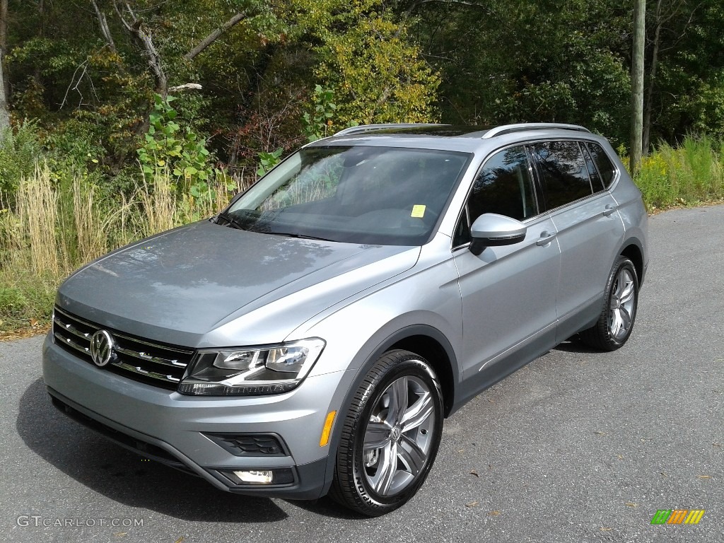 Pyrite Silver Metallic 2020 Volkswagen Tiguan SEL Exterior Photo #143113759