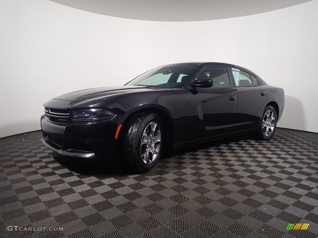 2015 Charger SE AWD - Phantom Black Tri-Coat Pearl / Black photo #7