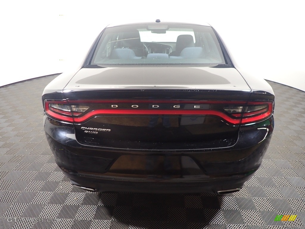 2015 Charger SE AWD - Phantom Black Tri-Coat Pearl / Black photo #12