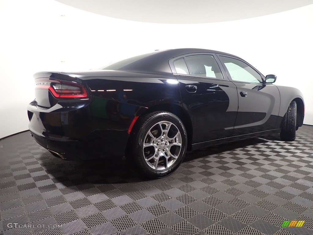 2015 Charger SE AWD - Phantom Black Tri-Coat Pearl / Black photo #15