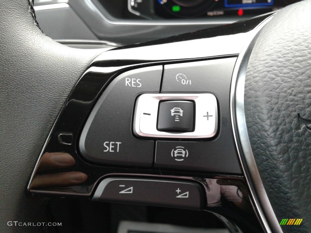 2020 Volkswagen Tiguan SEL Titan Black Steering Wheel Photo #143114179
