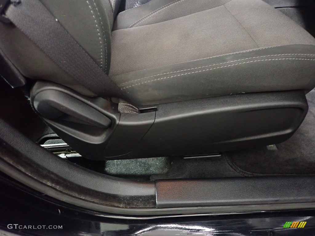 2015 Charger SE AWD - Phantom Black Tri-Coat Pearl / Black photo #39