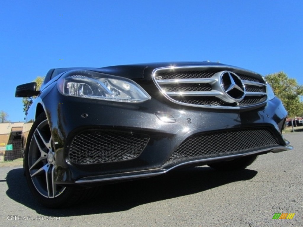 2014 E 350 4Matic Sport Sedan - Obsidian Black Metallic / Porcelain/Black photo #2