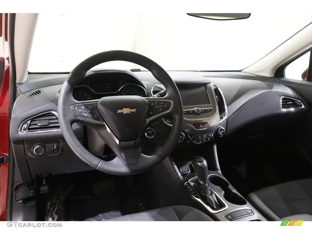 2018 Cruze LT - Cajun Red Tintcoat / Jet Black photo #6