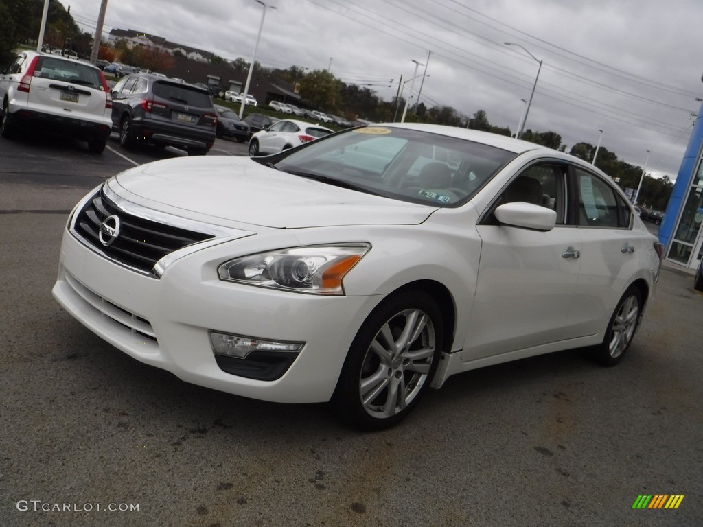2013 Altima 3.5 SV - Pearl White / Beige photo #5