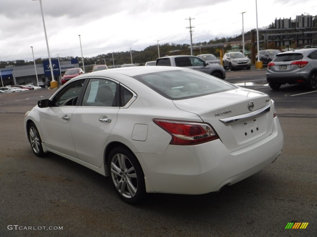 2013 Altima 3.5 SV - Pearl White / Beige photo #7