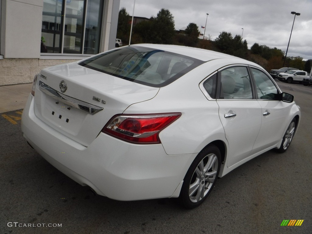 2013 Altima 3.5 SV - Pearl White / Beige photo #9