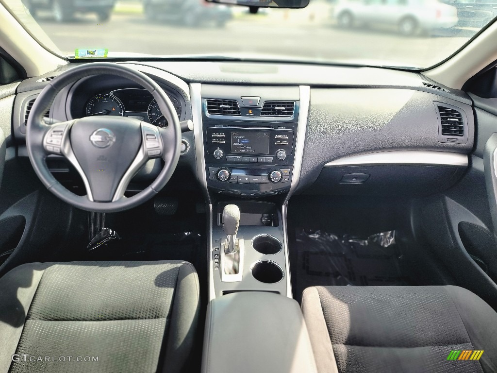 2015 Altima 2.5 SV - Pearl White / Charcoal photo #6