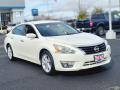 Pearl White - Altima 2.5 SV Photo No. 12