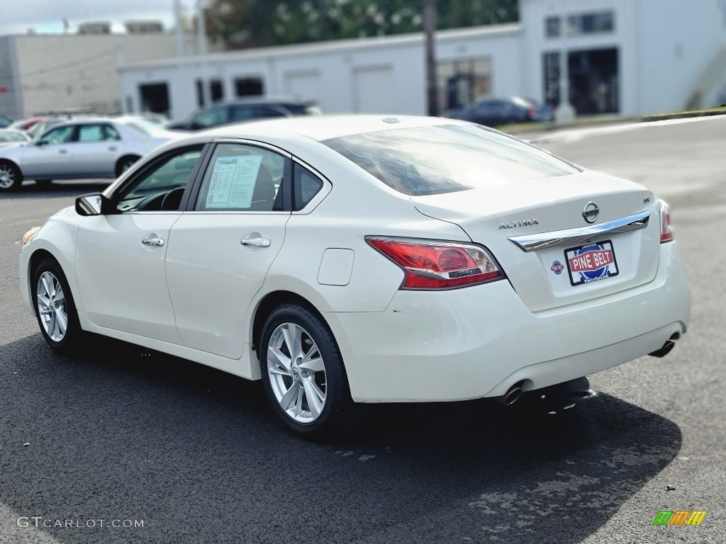 2015 Altima 2.5 SV - Pearl White / Charcoal photo #15