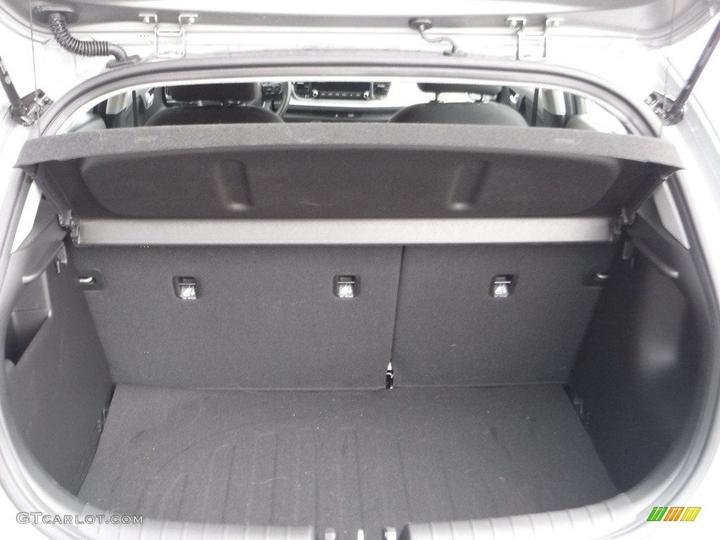 2021 Kia Rio S 5 Door Trunk Photos