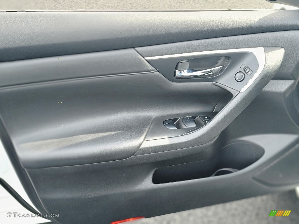 2015 Altima 2.5 SV - Pearl White / Charcoal photo #27