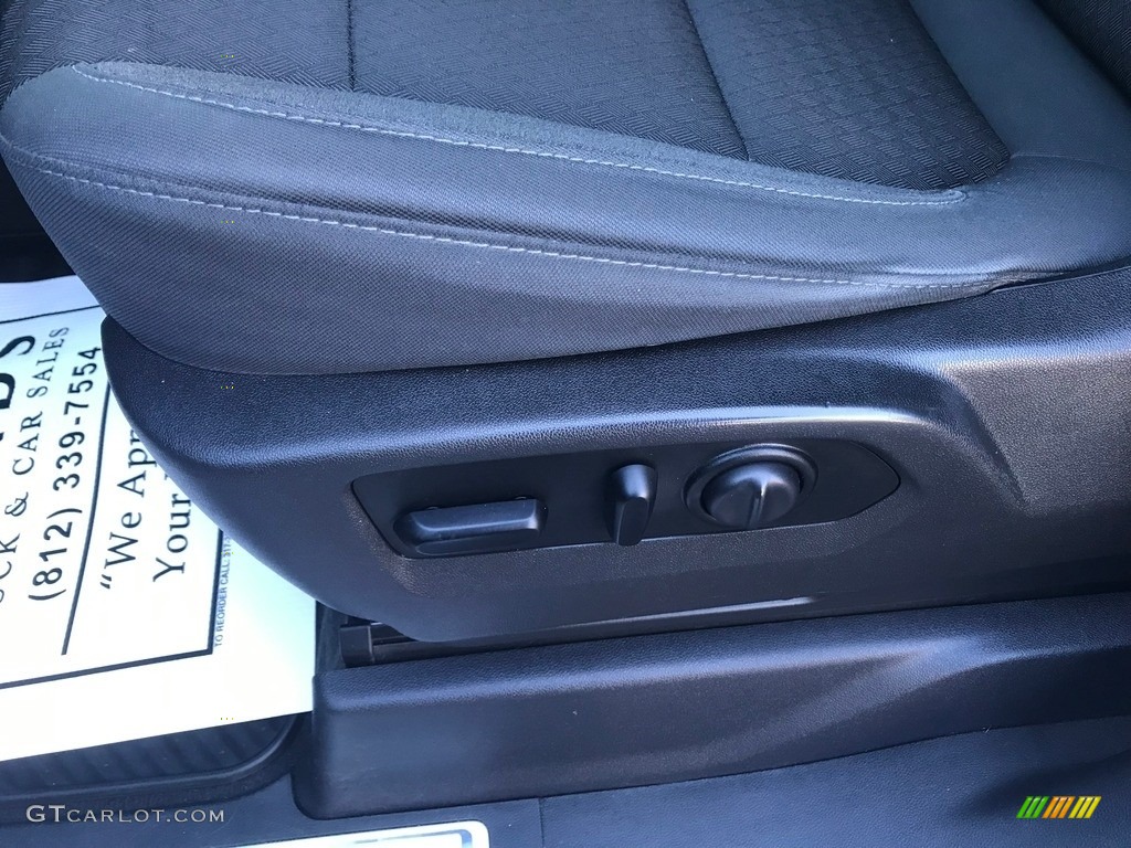 2019 Silverado 1500 LT Crew Cab 4WD - Silver Ice Metallic / Jet Black photo #11