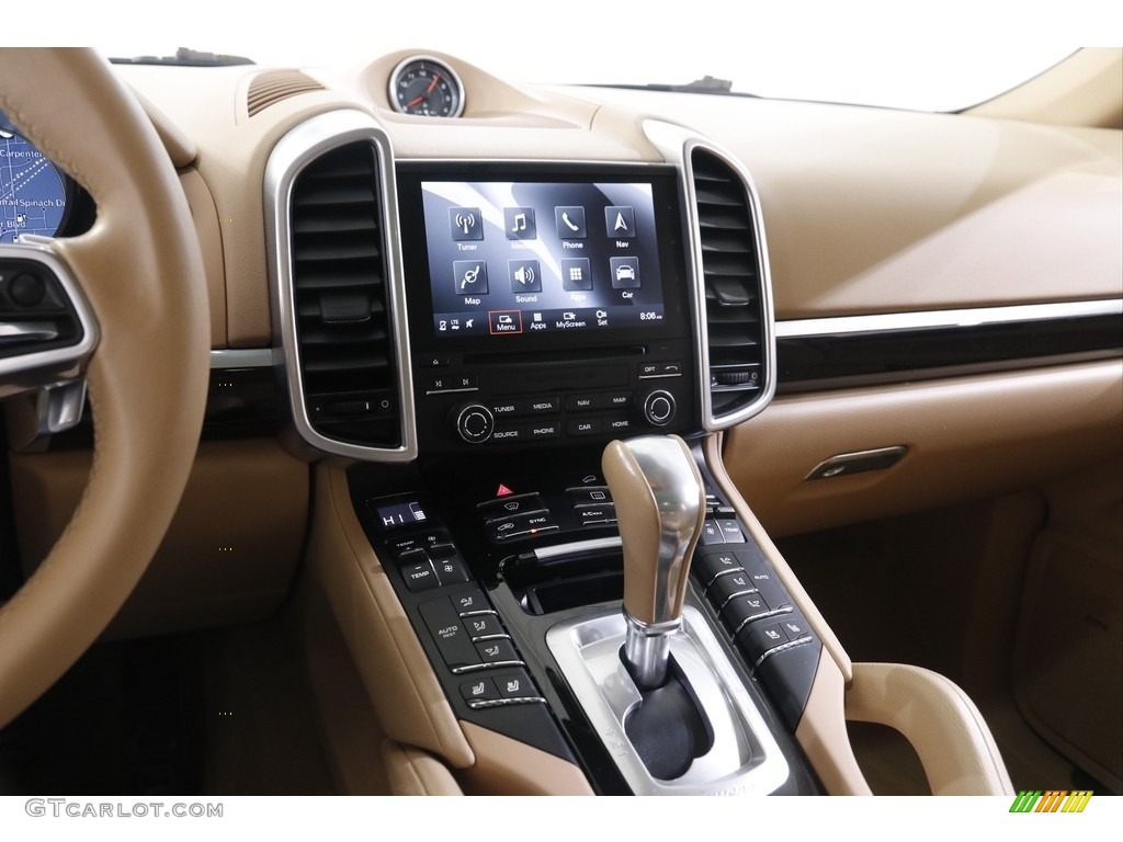 2017 Cayenne Platinum Edition - White / Luxor Beige photo #9