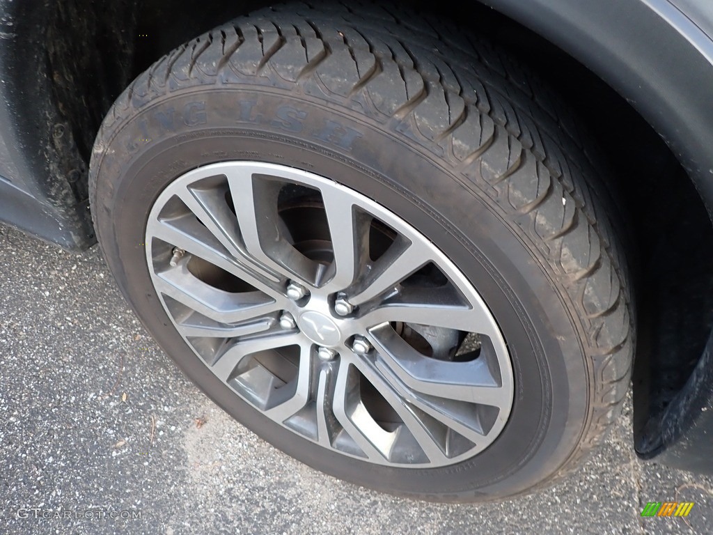 2016 Mitsubishi Outlander Sport ES AWC Wheel Photos