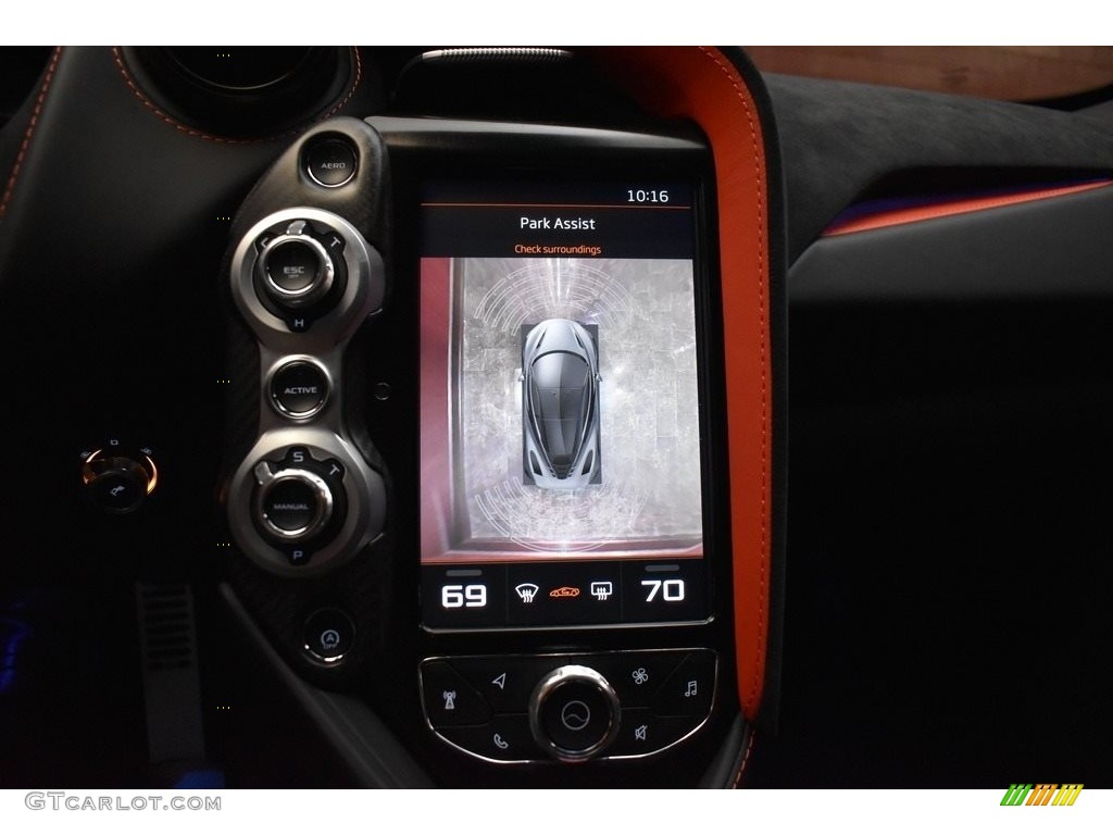 2020 McLaren 720S Spider Controls Photo #143131071