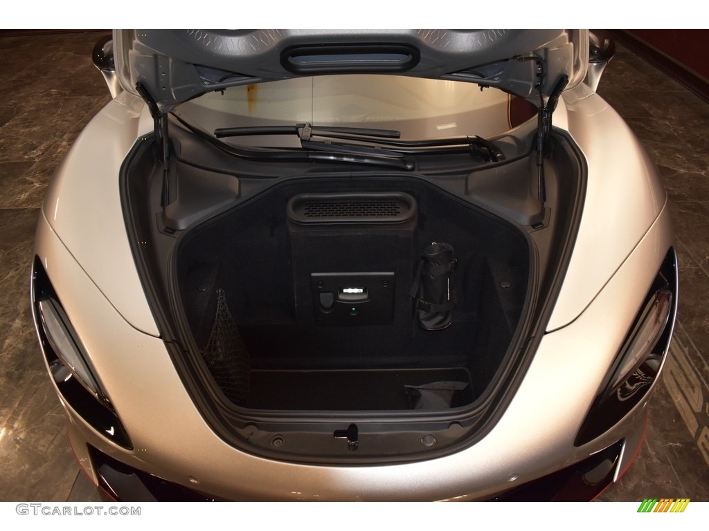 2020 McLaren 720S Spider Trunk Photos