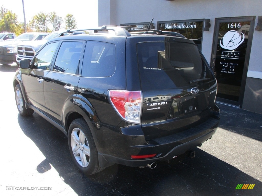 2010 Forester 2.5 X Premium - Obsidian Black Pearl / Black photo #3