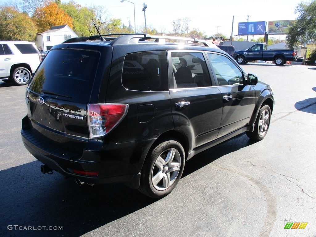 2010 Forester 2.5 X Premium - Obsidian Black Pearl / Black photo #4