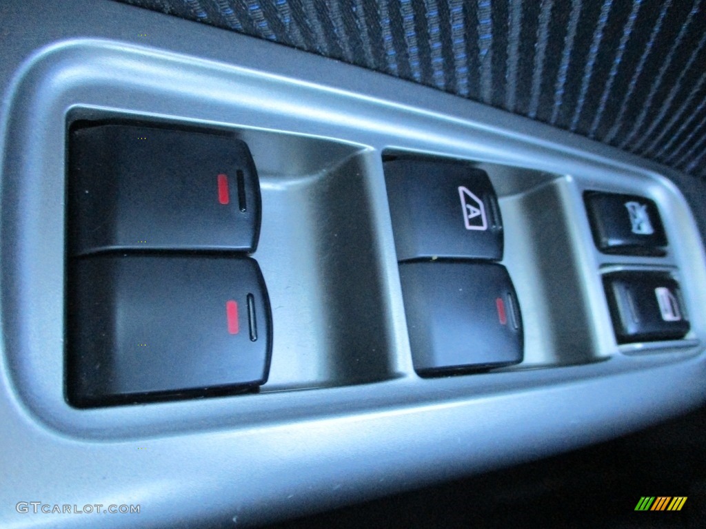 2010 Forester 2.5 X Premium - Obsidian Black Pearl / Black photo #11