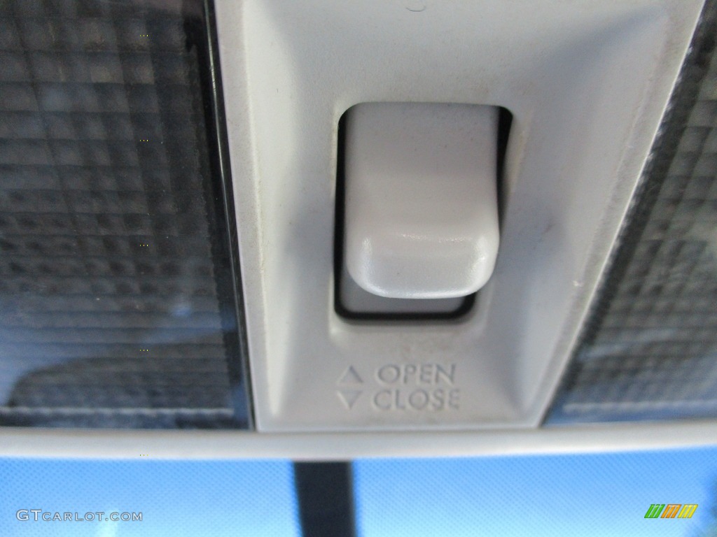 2010 Forester 2.5 X Premium - Obsidian Black Pearl / Black photo #22