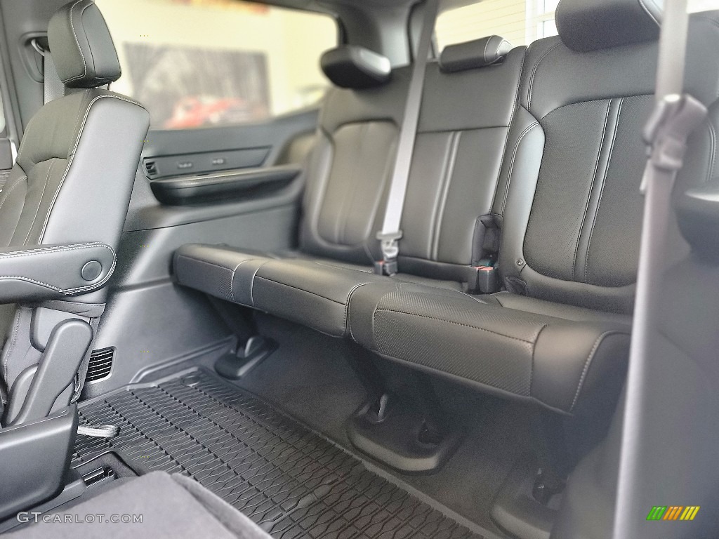 2022 Jeep Wagoneer Series III 4x4 Rear Seat Photo #143132682