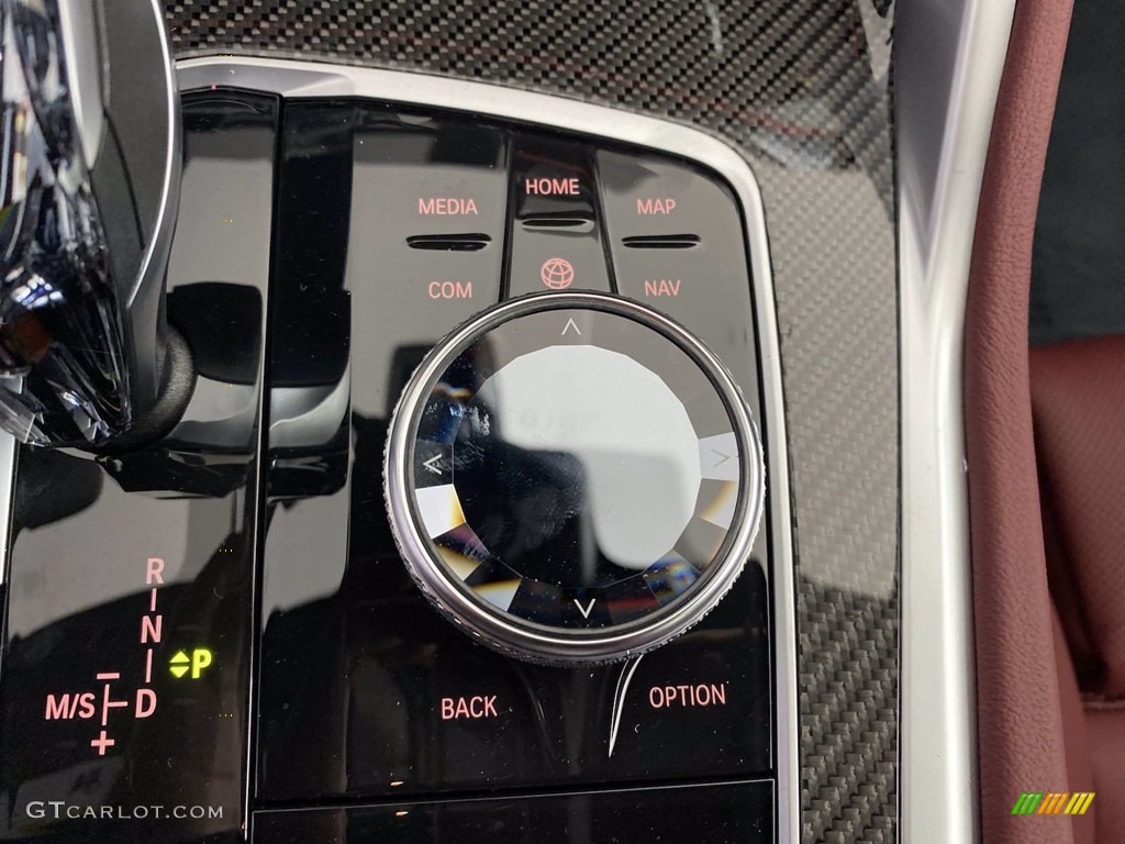 2022 BMW X6 M50i Controls Photo #143134476