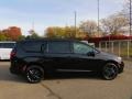 Brilliant Black Crystal Pearl 2021 Chrysler Pacifica Touring AWD Exterior