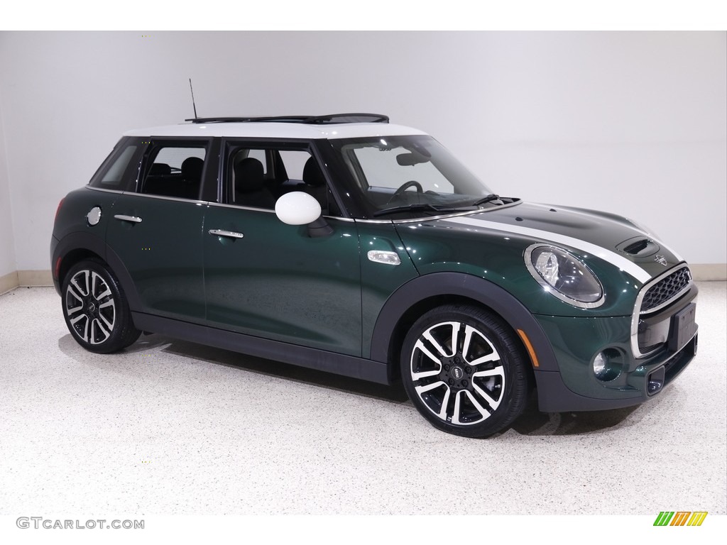 2019 Hardtop Cooper S 4 Door - British Racing Green II / Carbon Black photo #1
