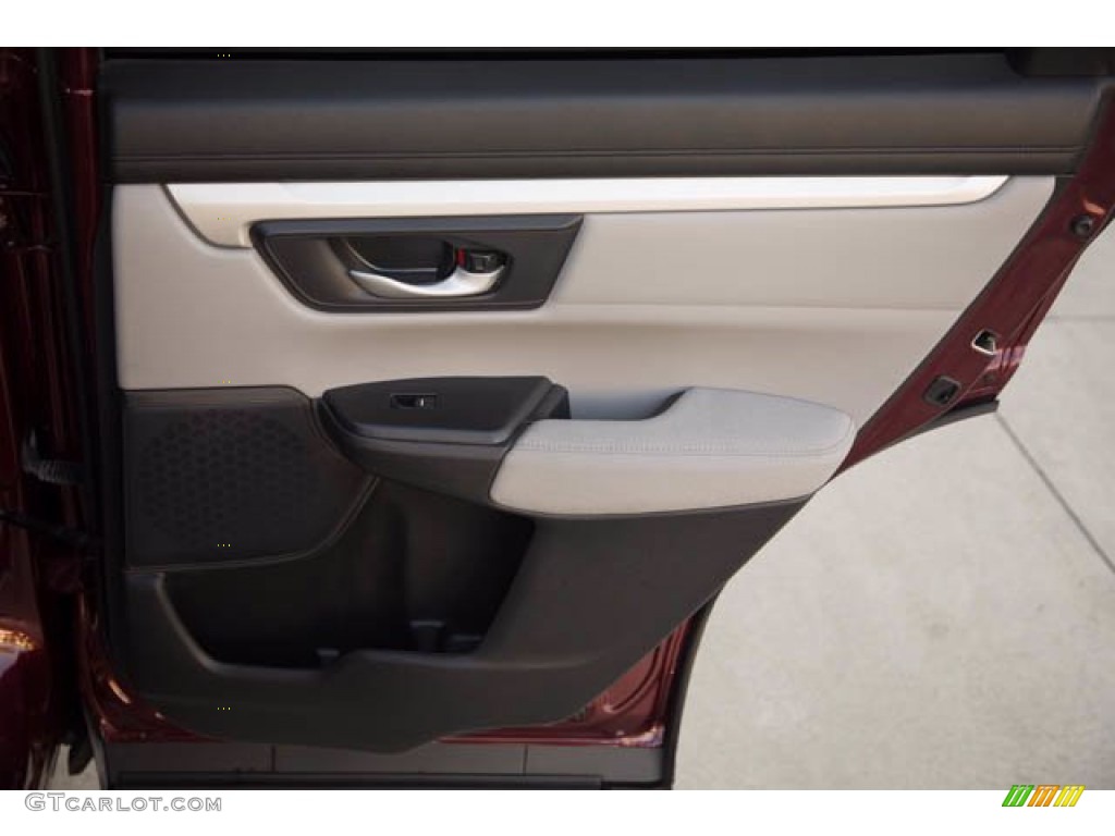 2018 CR-V LX - Basque Red Pearl II / Ivory photo #32
