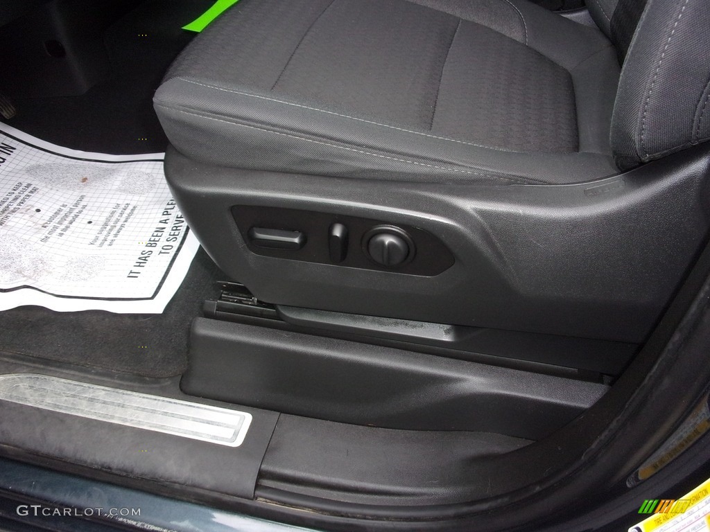2020 Silverado 1500 LT Crew Cab 4x4 - Shadow Gray Metallic / Jet Black photo #15